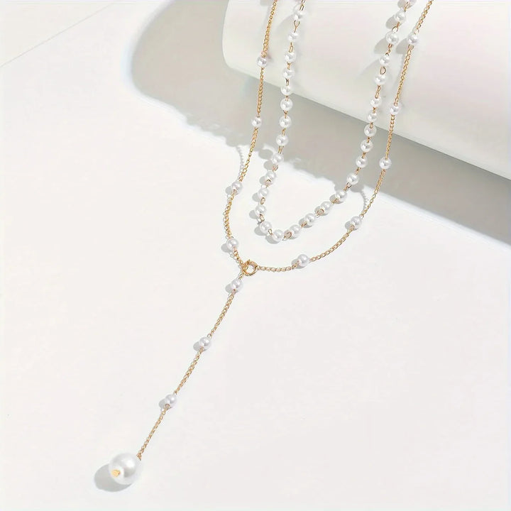 Collar de perlas en capas