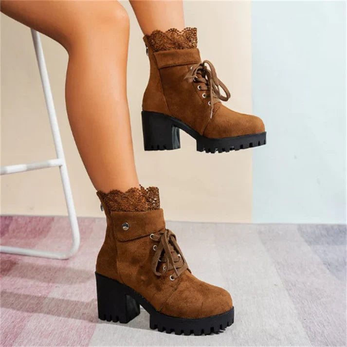 Tania - Botines con encaje y tacón grueso